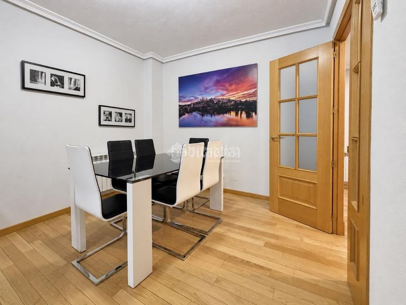 Foto 7b68d07d-dede-4ac3-b30a-0404327bc756. Piso  en venta en El Quiñón Seseña