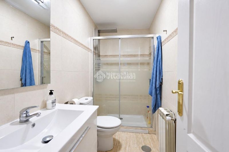 Foto 5214aaeb-34eb-4f3a-9ae5-c155a64d192e. Casa aparellada a Los Barreros Seseña