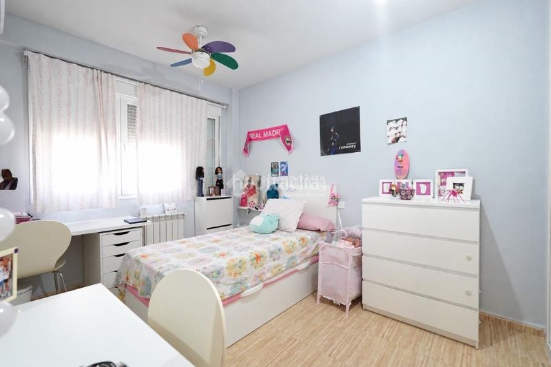 Foto 60177385-fa14-4706-9102-06a64b2ca4ef. Casa aparellada a Los Barreros Seseña