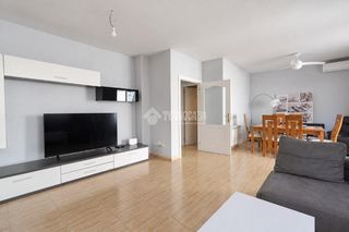 Casa aparellada a Los Barreros. Casa en venta en seseña
