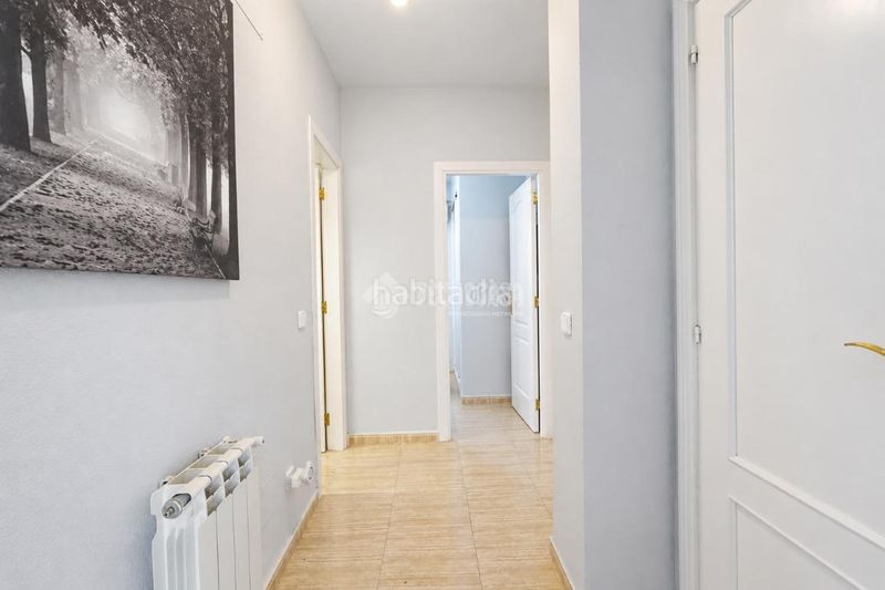 Foto e2a99173-48cb-4755-9055-0c918a9d281a. Casa aparellada a Los Barreros Seseña