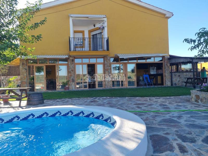 Foto 7b67d1b5-63e4-4138-b528-46e72492c7f1. Casa  en venta en Valdelaguna