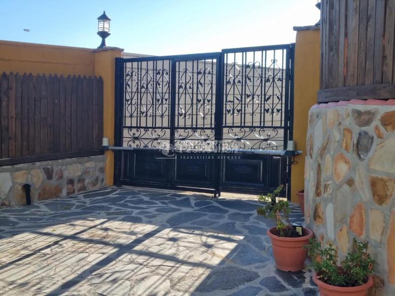Foto a610952c-0e87-46a8-a64e-af13969a72e1. Casa  en venta en Valdelaguna