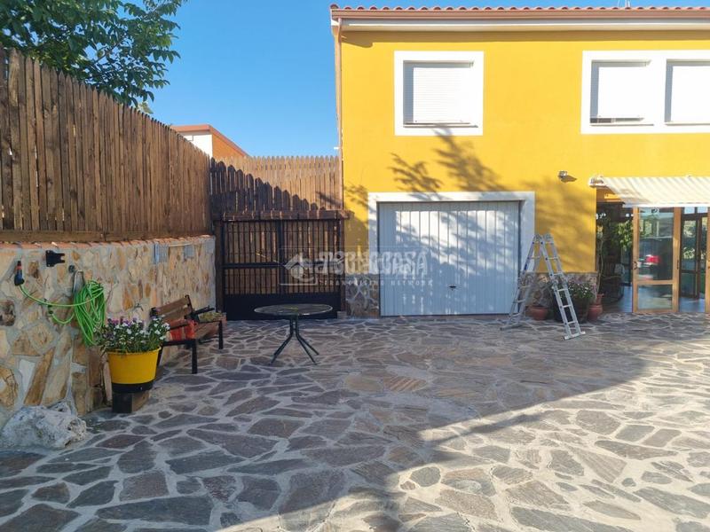 Foto eeec5682-dafe-4634-941a-0c708dff1242. Casa  en venta en Valdelaguna