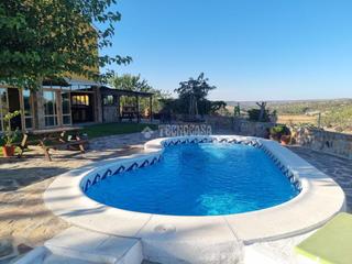 Casa en Valdelaguna. Casa en venta en valdelaguna