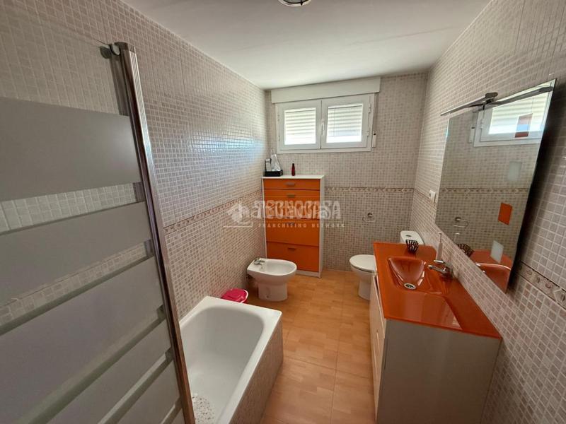 Foto 69f7adda-e750-4607-84db-5bd11712b746. Casa con parcheggio in Los Barreros Seseña