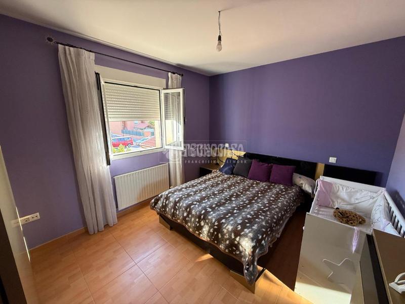 Foto ea94edce-0294-49b3-8c7b-34a293368564. Casa con parcheggio in Los Barreros Seseña