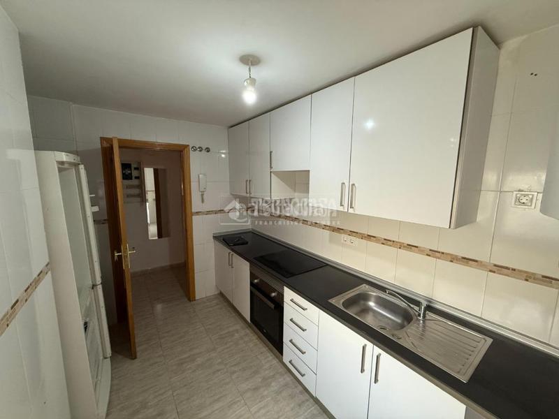 Foto b108ed32-25a7-4efd-b524-7e348a6fb0c2. Etagenwohnung in Lominchar