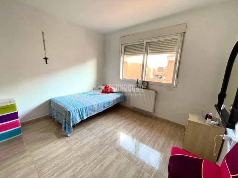 Foto 38c9e35d-032b-4715-9f66-3dc2edfb0bcc. Casa amb aparcament a Los Barreros Seseña