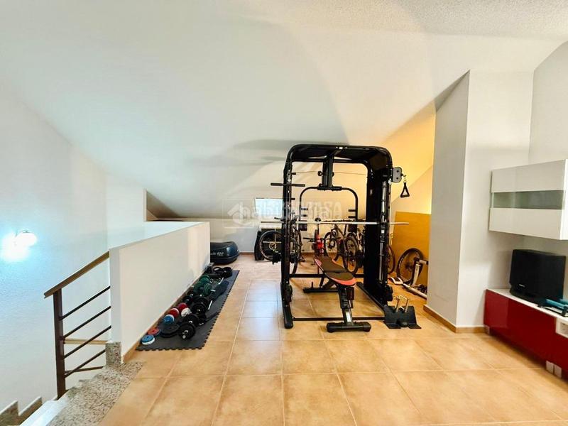 Foto 32a951df-3654-4ac4-b8dc-933ceace3800. Pis amb aparcament a Las Lomas Seseña