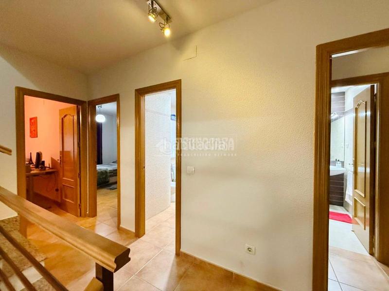 Foto 4e9bf9b7-2db4-4eca-ac9f-02673e0cbf50. Pis amb aparcament a Las Lomas Seseña