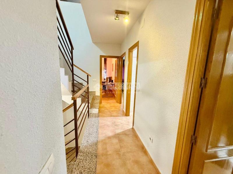 Foto 53acf0c6-2140-4cef-84ef-291d0730318d. Pis amb aparcament a Las Lomas Seseña