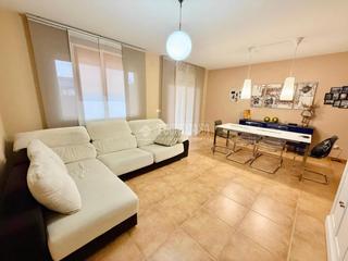 Pis a Las Lomas. Piso en venta en seseña