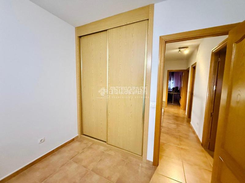 Foto cdc9c985-317a-4a52-8df4-b57a02217299. Pis amb aparcament a Las Lomas Seseña