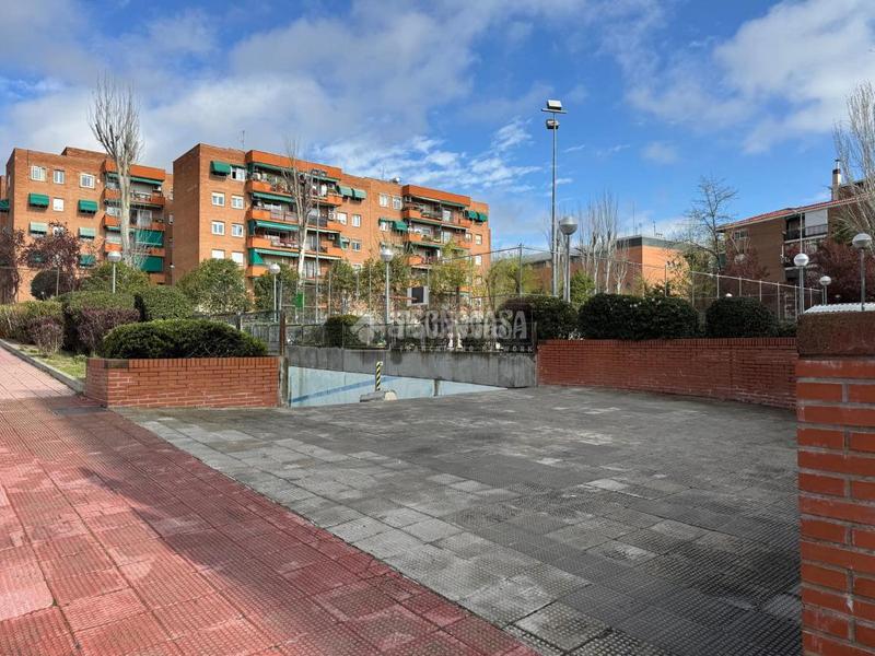 Foto 8a078e98-7a95-4c78-b7bd-375fa21a6326. Aparcament cotxe a Ensanche Alcobendas
