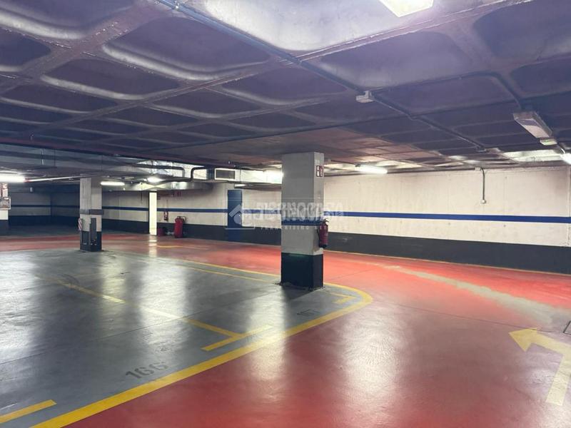 Foto 7566c525-8ebb-48ef-93f5-1ab582247a54. Aparcament cotxe a Ensanche Alcobendas