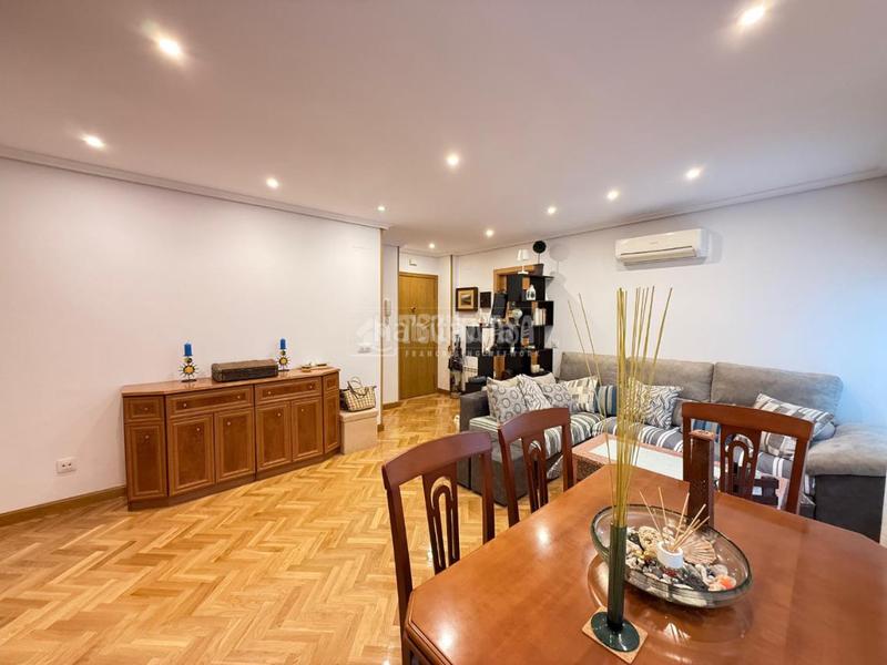 Foto c7378516-6498-40d0-bbdf-d0f23eb94845. Appartement avec chauffage parking dans Norte Alcobendas