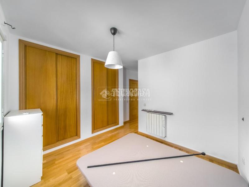 Foto 4bd5371d-5195-42c5-89d8-54d34b8d9439. Doppelhaus mit heizung in Orusco de Tajuña