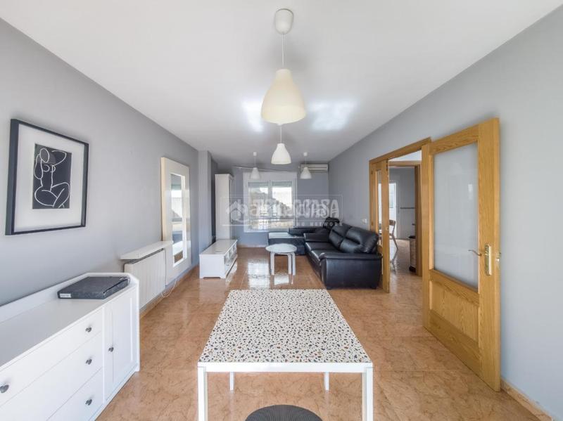 Foto c079406c-4438-4d44-bd61-a1cdf593c767. Doppelhaus mit heizung in Orusco de Tajuña