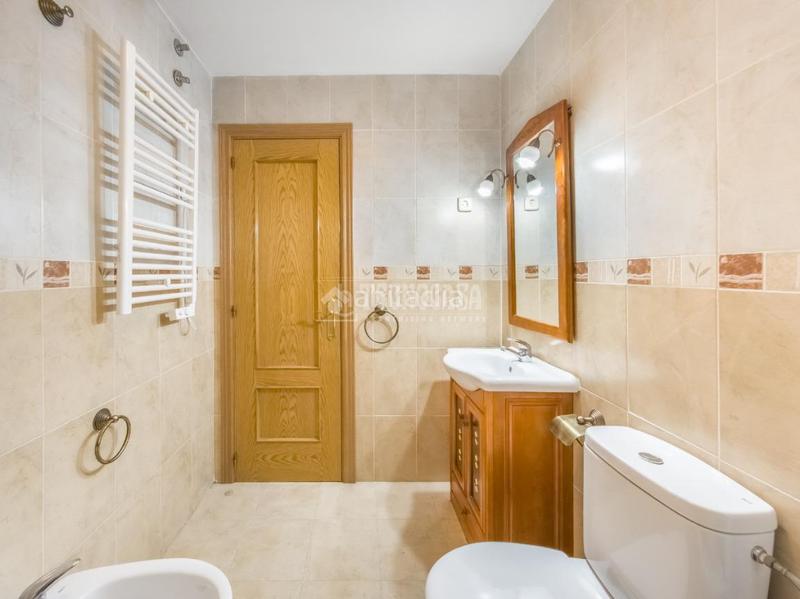 Foto df2f6b1f-83d6-4e86-9912-91dab020942a. Doppelhaus mit heizung in Orusco de Tajuña