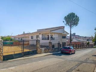 Casa en Campo Real. Casa en venta en campo real