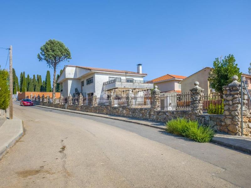 Foto 62af832f-3560-494b-a290-ad323d341175. House in Campo Real