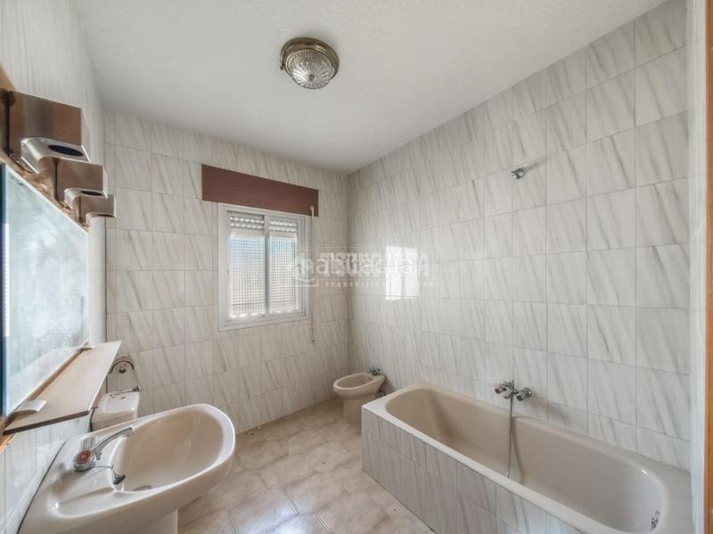 Foto aec068ab-500d-443b-8c20-de20745cc437. House in Campo Real