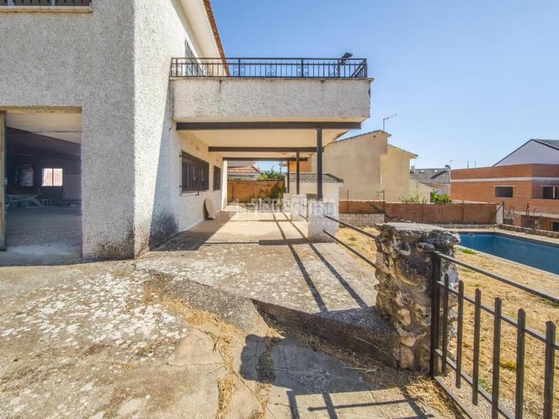 Foto cee70dd6-cf6a-4537-809e-1ad360c3ebf6. House in Campo Real