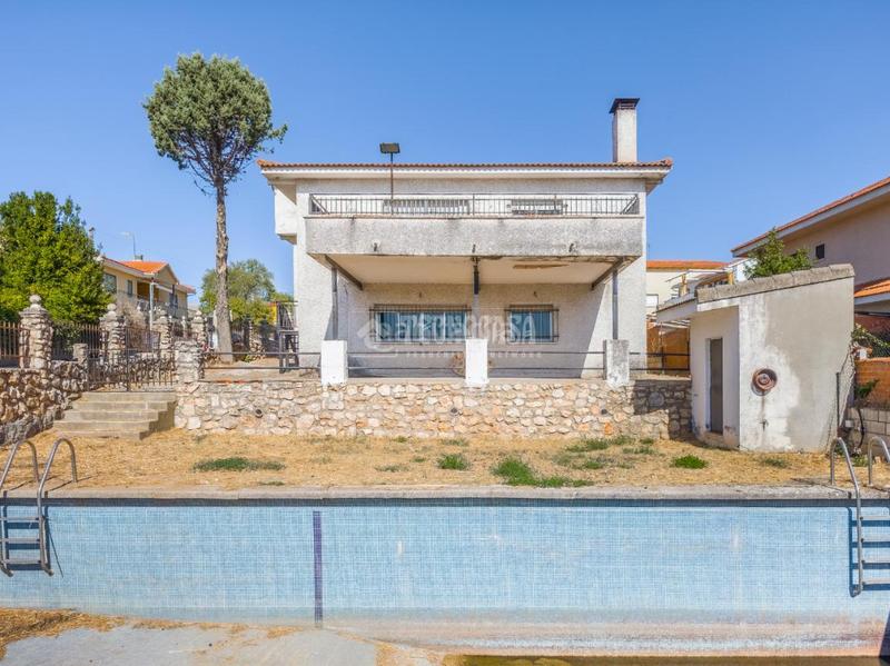 Foto d4cab518-c9d7-4134-bd01-d19aac474ac0. House in Campo Real