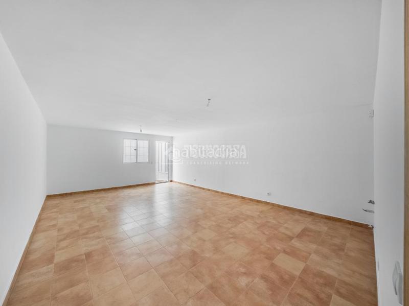 Foto 2b8393f2-d14b-4643-9a4b-ab9fb7ecdc06. Casa bifamiliare in Campo Real