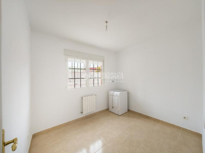 Foto a40ffd8d-ab65-4309-89e0-ba88ce73880b. Casa bifamiliare in Campo Real