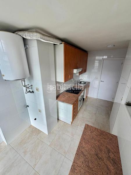 Foto 2e82608e-8342-4a41-a063-228cf0efbb4a. Piso  en venta en El Arroyo-La Fuente Fuenlabrada