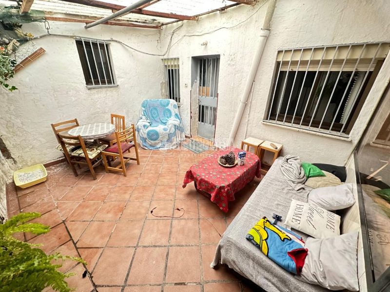 Foto 2cb67f74-0e17-49f0-a6c3-9865706221a0. Casa  en venta en Centro Fuenlabrada