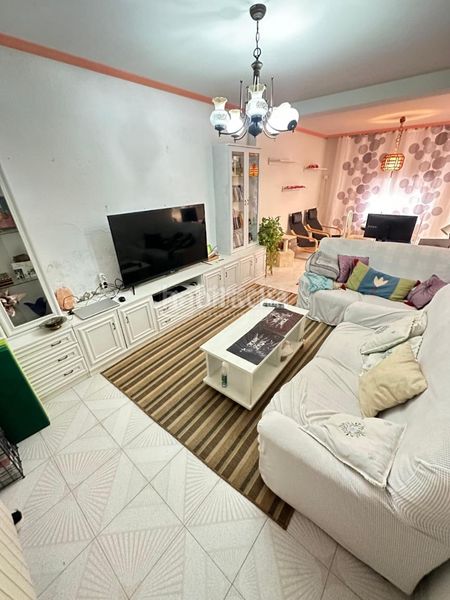 Foto d4f25ff7-1ef7-4c5e-bc7a-abc3c651721f. Casa  en venta en Centro Fuenlabrada