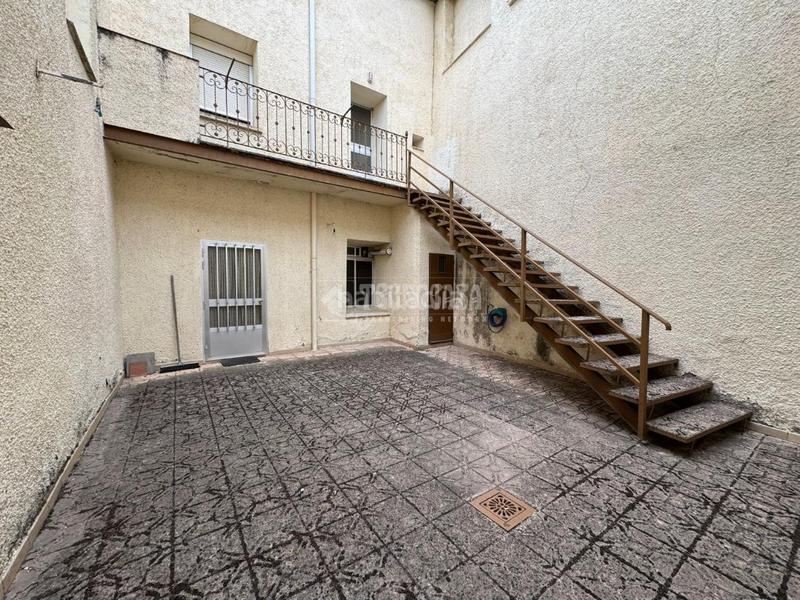 Foto 97449bb9-fc79-4243-8f16-ba46738adeaa. Casa aparellada a Molar (El)