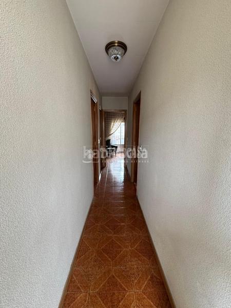 Foto ed978901-6d04-4adb-ad64-ccc8d72dc3fe. Casa aparellada a Molar (El)