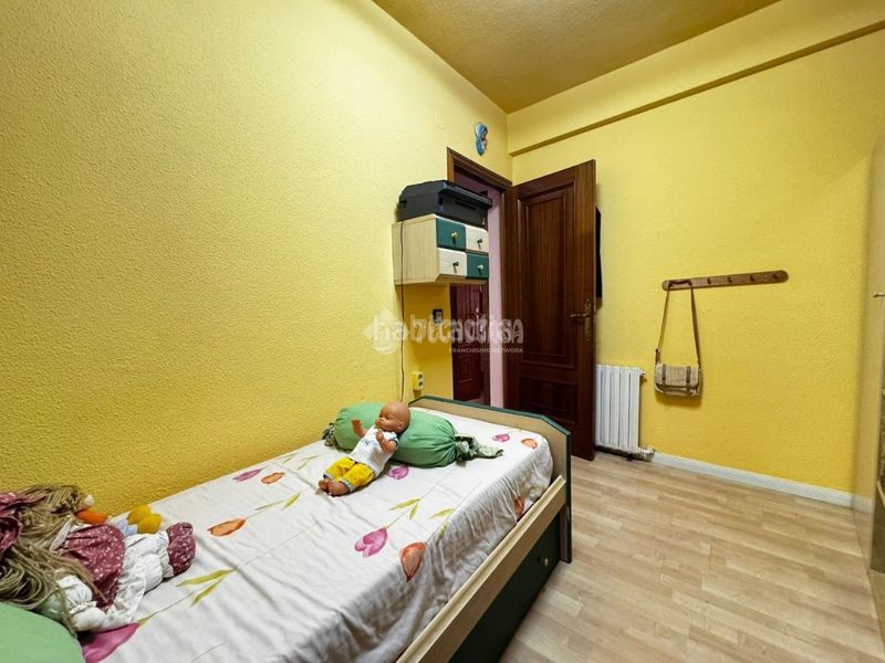 Foto ca990837-a90d-47dd-aaef-8763e232d186. Casa aparellada amb calefacció aparcament a Pedrezuela