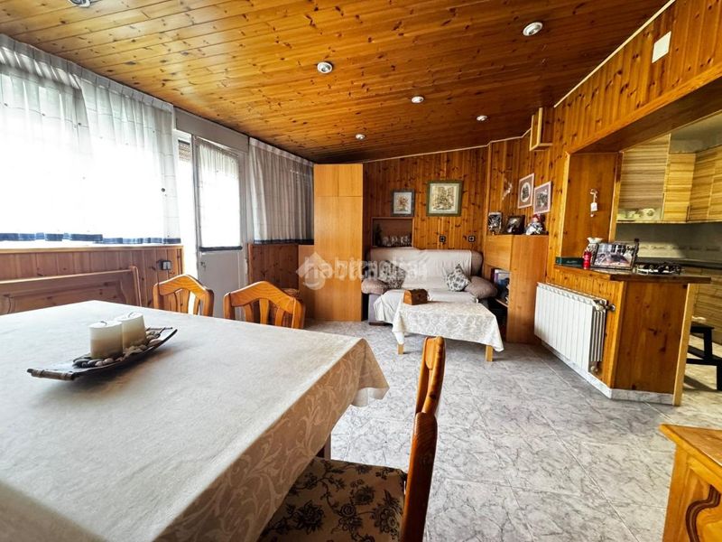 Foto f7f47745-72a9-4366-9b1f-ed29c9fd3daa. Casa aparellada amb calefacció aparcament a Pedrezuela