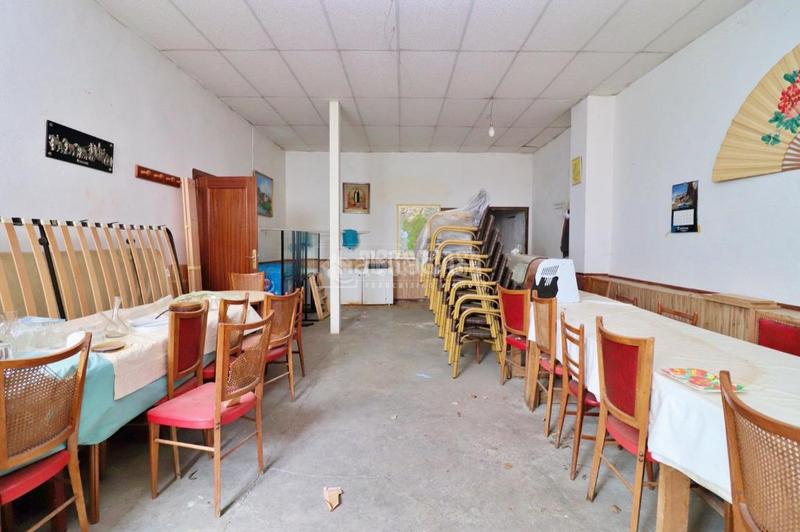 Foto 0a307c3b-bdee-4938-94ff-f0950a6247e4. Geschäftsraum mit heizung in Villalba Estación Collado Villalba