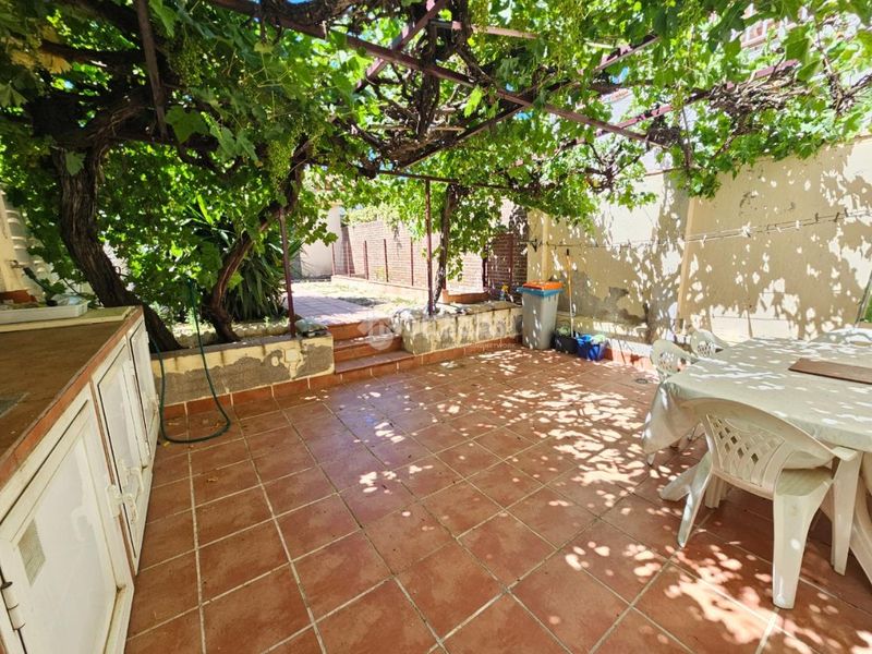 Foto be173681-bc00-47a5-8ca7-0f72505f5668. Casa aparellada amb calefacció a San Isidro Madrid