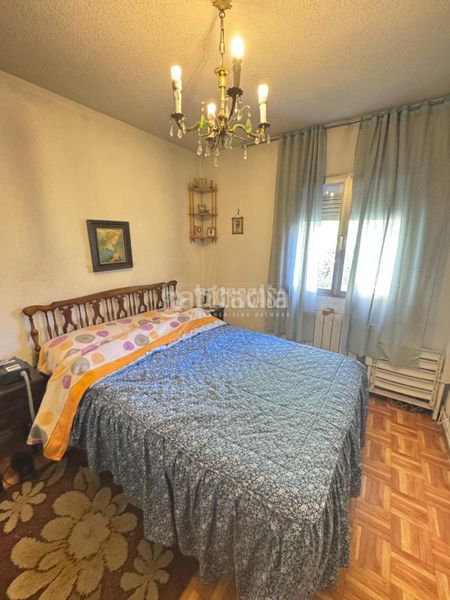 Foto 3946eef4-7c04-43f1-aad0-194bb4d77a1a. Pis amb calefacció a Puerta Bonita Madrid