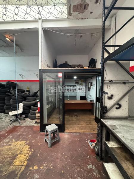 Foto f048cb81-c509-4fa3-b5c2-8e680c43e64d. Local comercial nave en venta en Abrantes Madrid