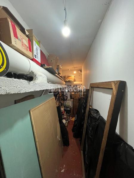 Foto 0bcbe9d5-5d14-45cb-b96d-50a01ee1f6ea. Local comercial  en venta en Abrantes Madrid