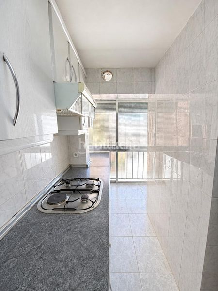 Foto a796a15e-d4f9-4867-909a-1e77377e9e78. Piso  en venta en Abrantes Madrid
