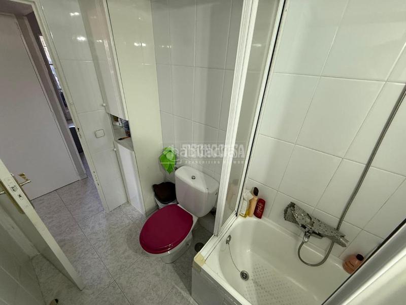 Foto 5783b86d-e914-4ee4-acc9-71f14fed4a82. Piso  en venta en Aluche Madrid
