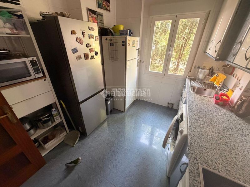 Foto 2312e229-2c3b-4ee0-b11c-72f3cca280bb. Pis amb calefacció a Aluche Madrid