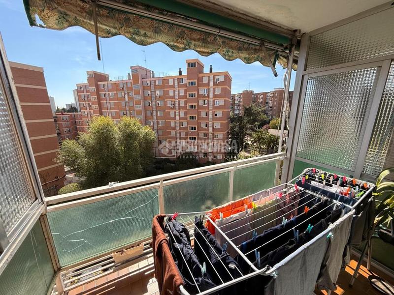 Foto 2e634dd3-e122-4e8a-905f-3e43b2269cac. Piso  en venta en Aluche Madrid