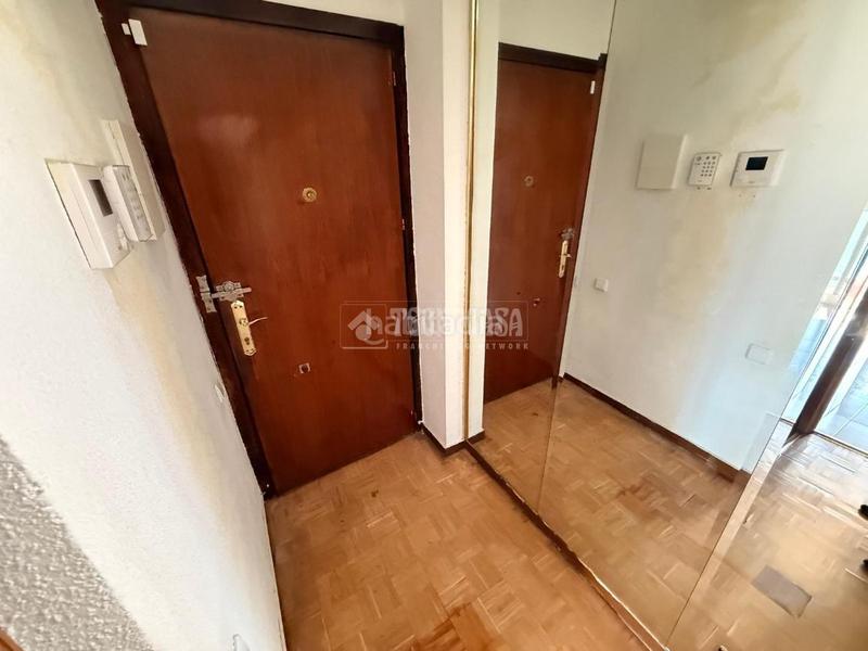 Foto 48d2ab6b-c404-47cd-be98-32b5102c1d4d. Piso  en venta en Aluche Madrid