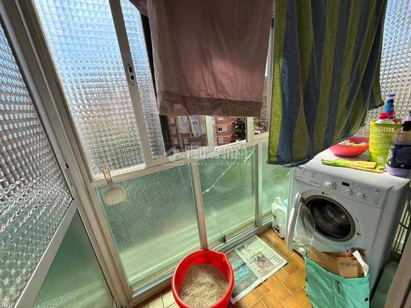 Foto 4ceb0e9b-3a8a-44fa-b83b-da02527cf74e. Piso  en venta en Aluche Madrid