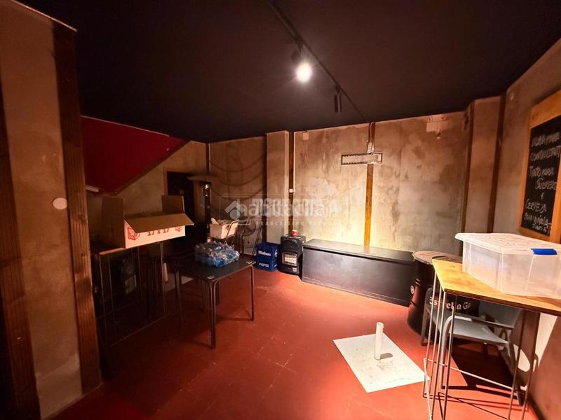 Foto 2ff60e45-df31-469e-a5ca-7ca72c0ef302. Local comercial a Aluche Madrid